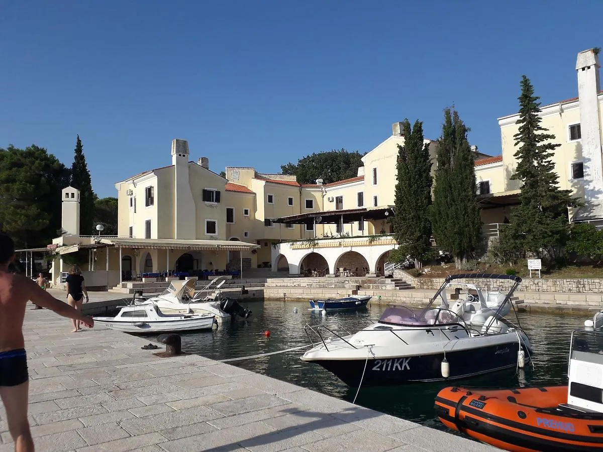 مالينسكا Apartments And Rooms Haludovo - Ribarsko Selo 3*,  كرواتيا