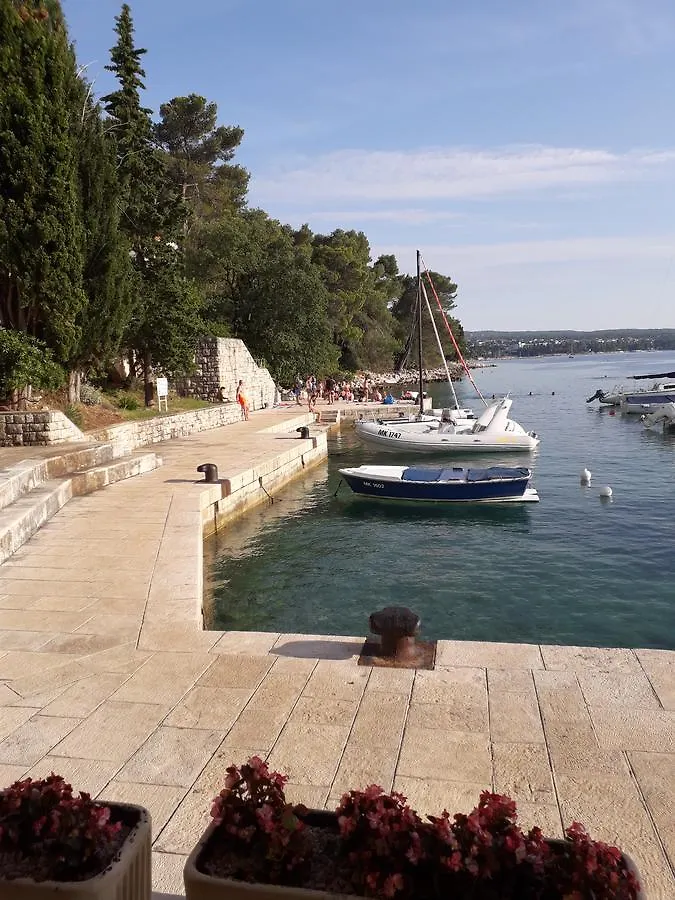 Apartments And Rooms Haludovo - Ribarsko Selo 말린스카 3*,