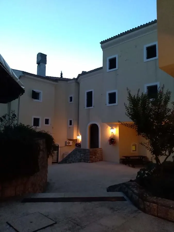 게스트하우스 Apartments And Rooms Haludovo - Ribarsko Selo 말린스카
