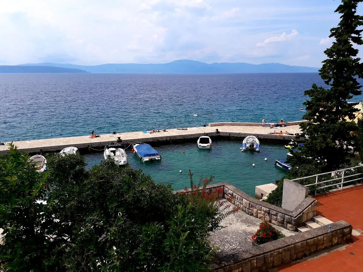 Apartments And Rooms Haludovo - Ribarsko Selo 말린스카 3*,  크로아티아