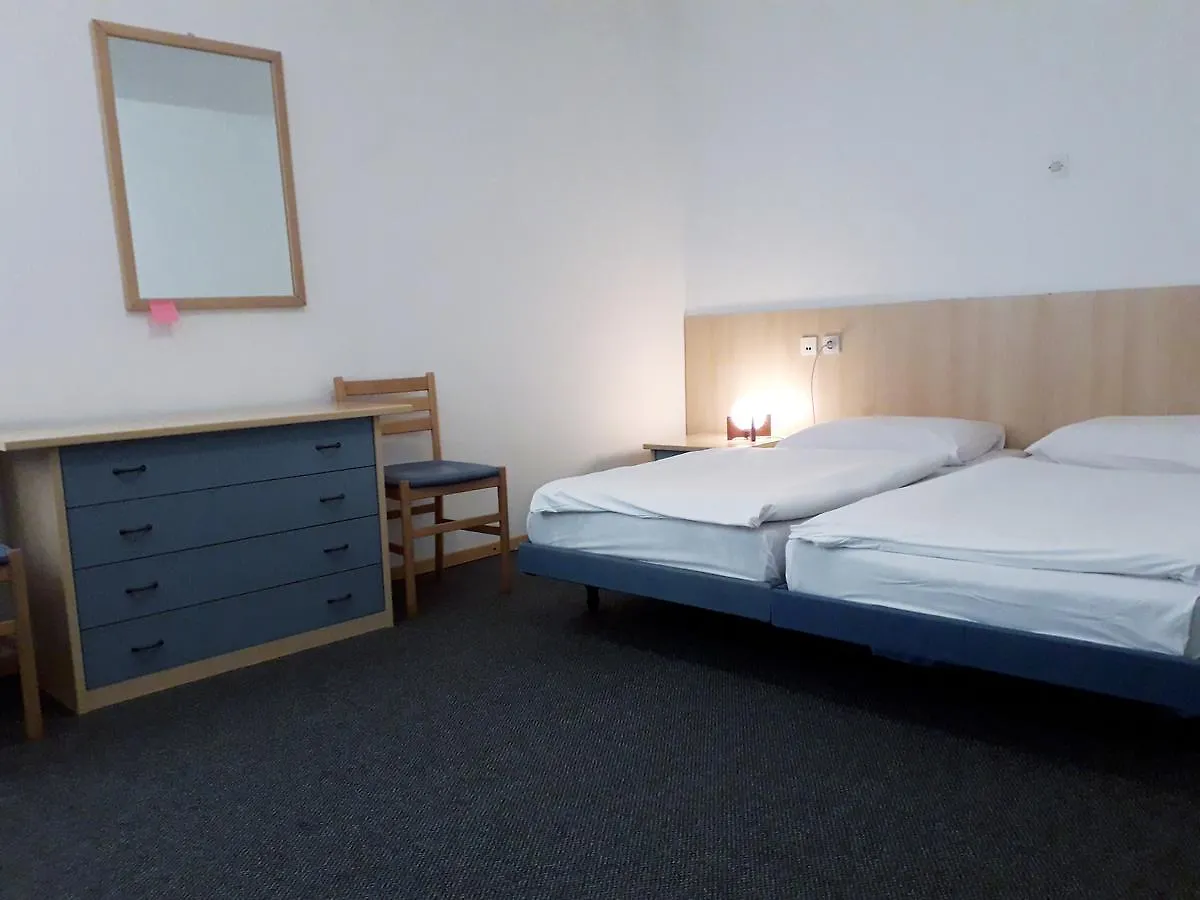 Apartments And Rooms Haludovo - Ribarsko Selo 말린스카 게스트하우스