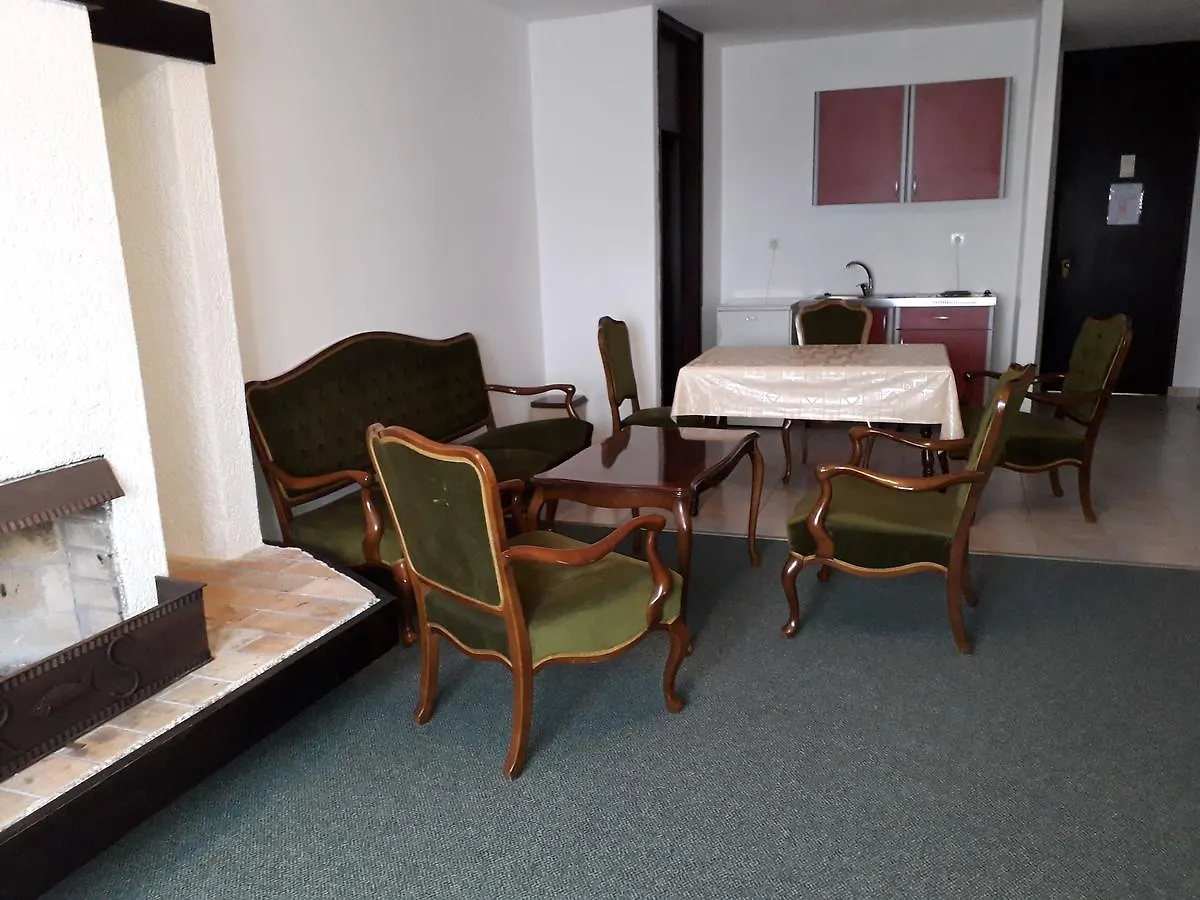 بيت ضيافة مالينسكا Apartments And Rooms Haludovo - Ribarsko Selo