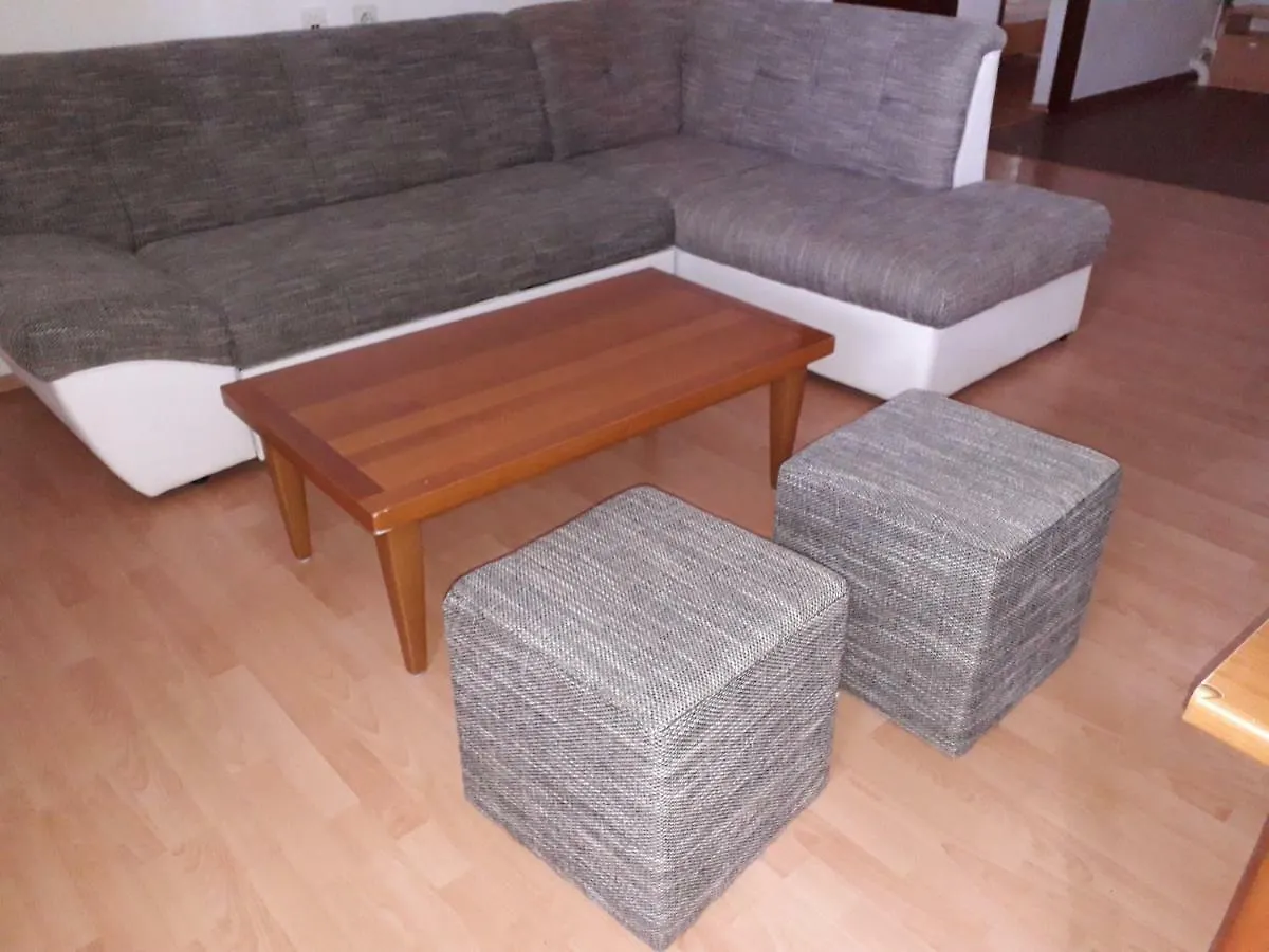 مالينسكا Apartments And Rooms Haludovo - Ribarsko Selo بيت ضيافة