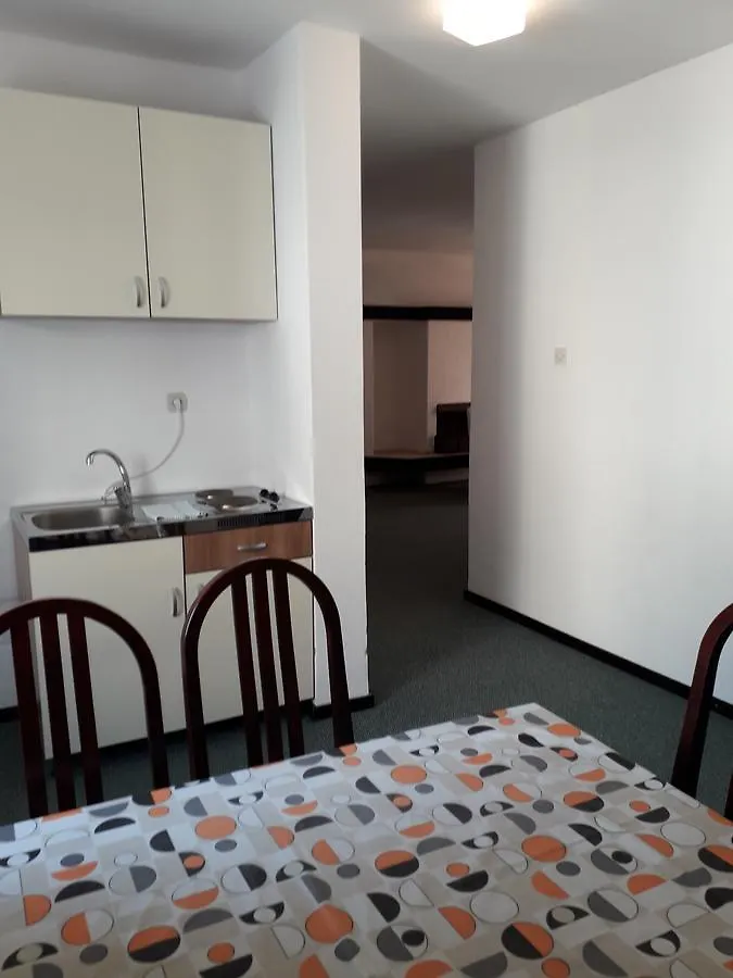 Apartments And Rooms Haludovo - Ribarsko Selo Malinska Guest house